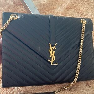 Grain De Poudre Matelasse Chevron Large Triquilt Monogram Satchel Black